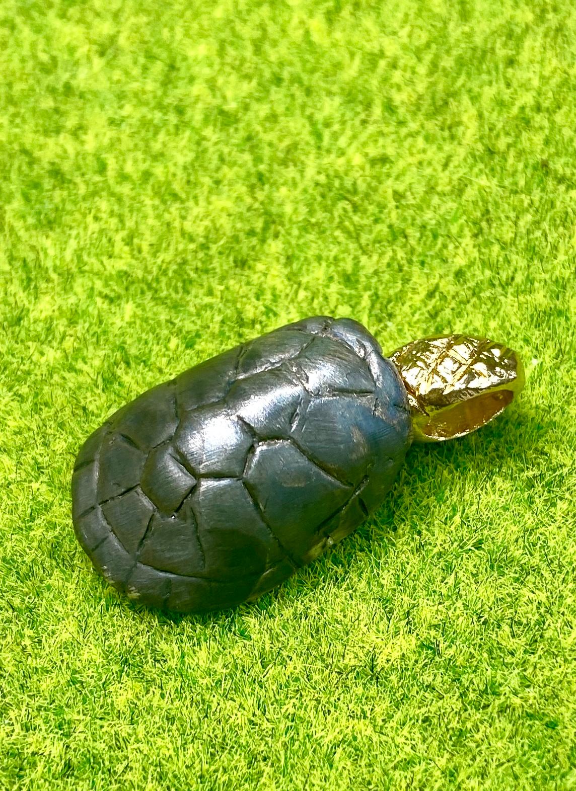 首振り亀ペンダント　イシガメ仕様頭k18メッキ | 2枚目